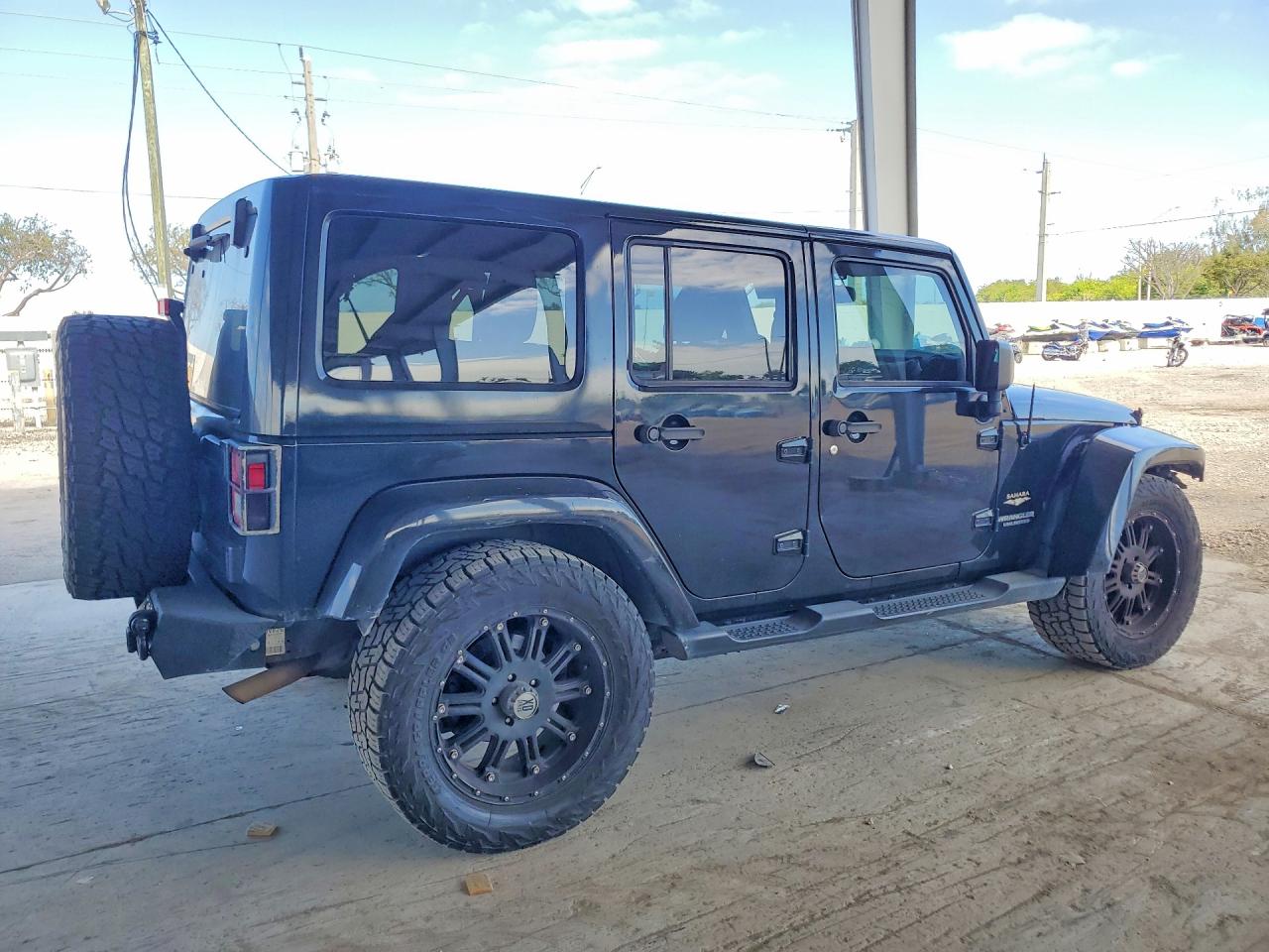 2015 JEEP WRANGLER UNLIMITED SAHARA photo 5