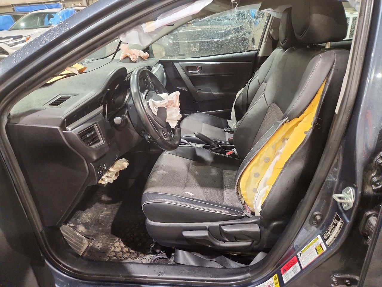 2016 TOYOTA COROLLA L photo 13