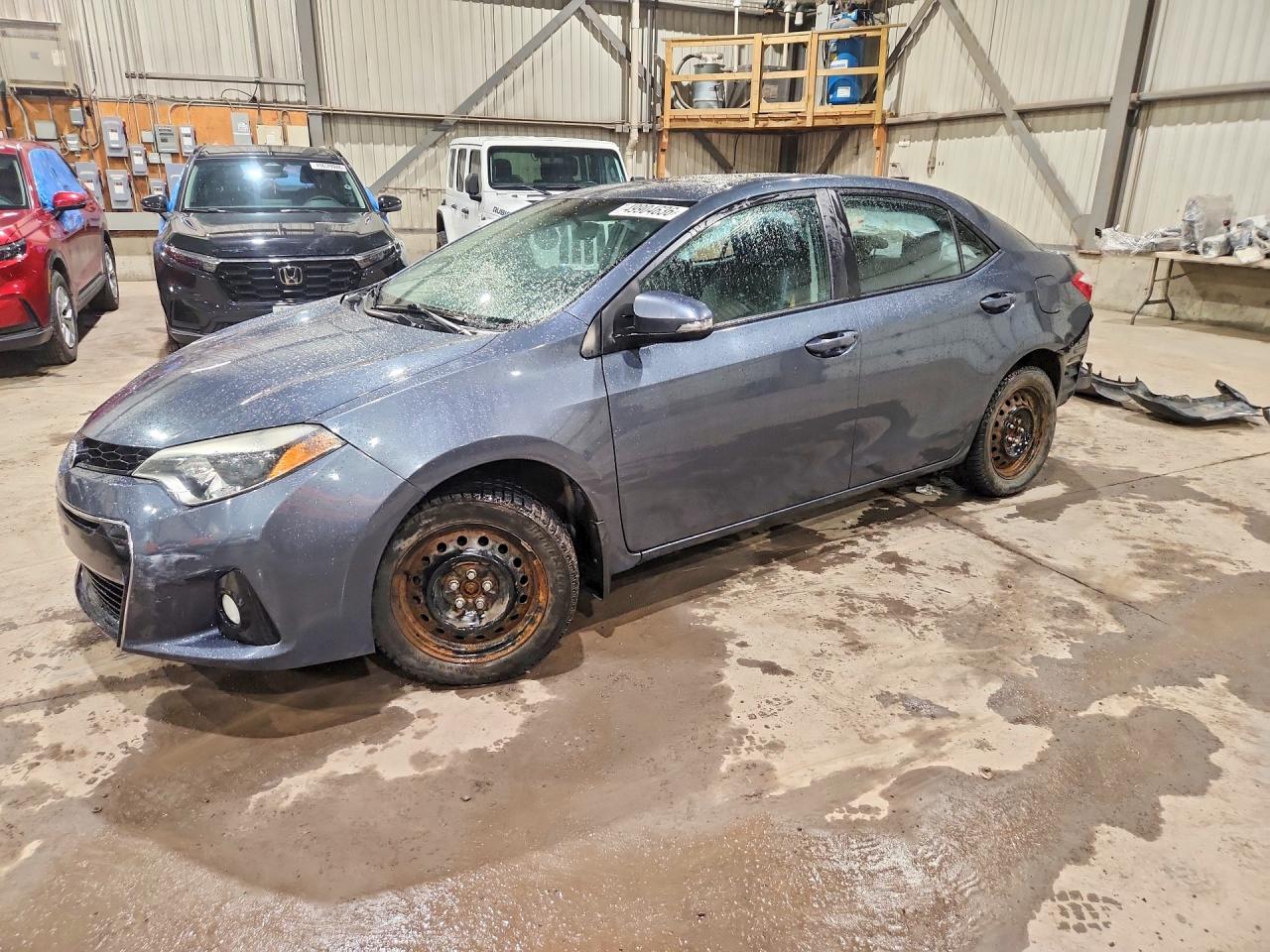 2016 TOYOTA COROLLA