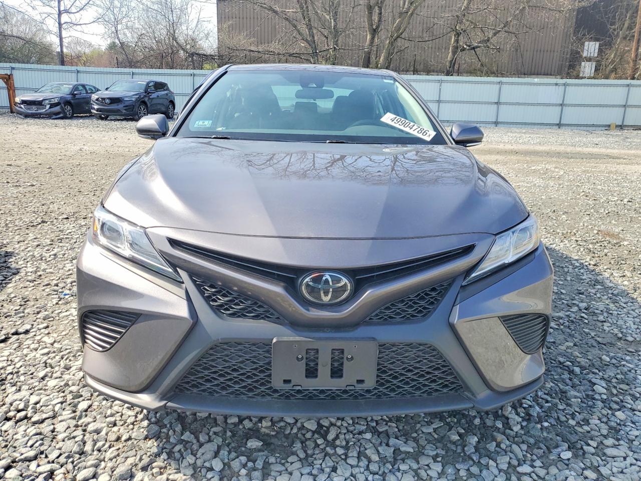 2020 TOYOTA CAMRY SE photo 5