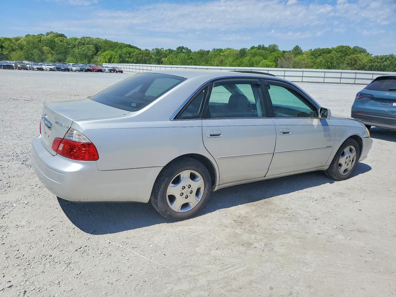 2004 TOYOTA AVALON XLS photo 5