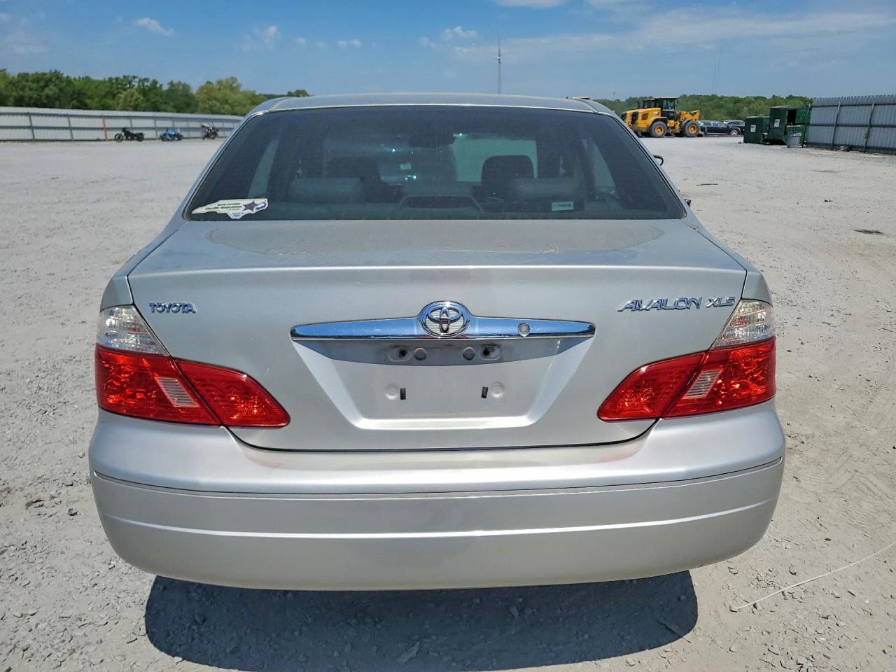 2004 TOYOTA AVALON XLS photo 11