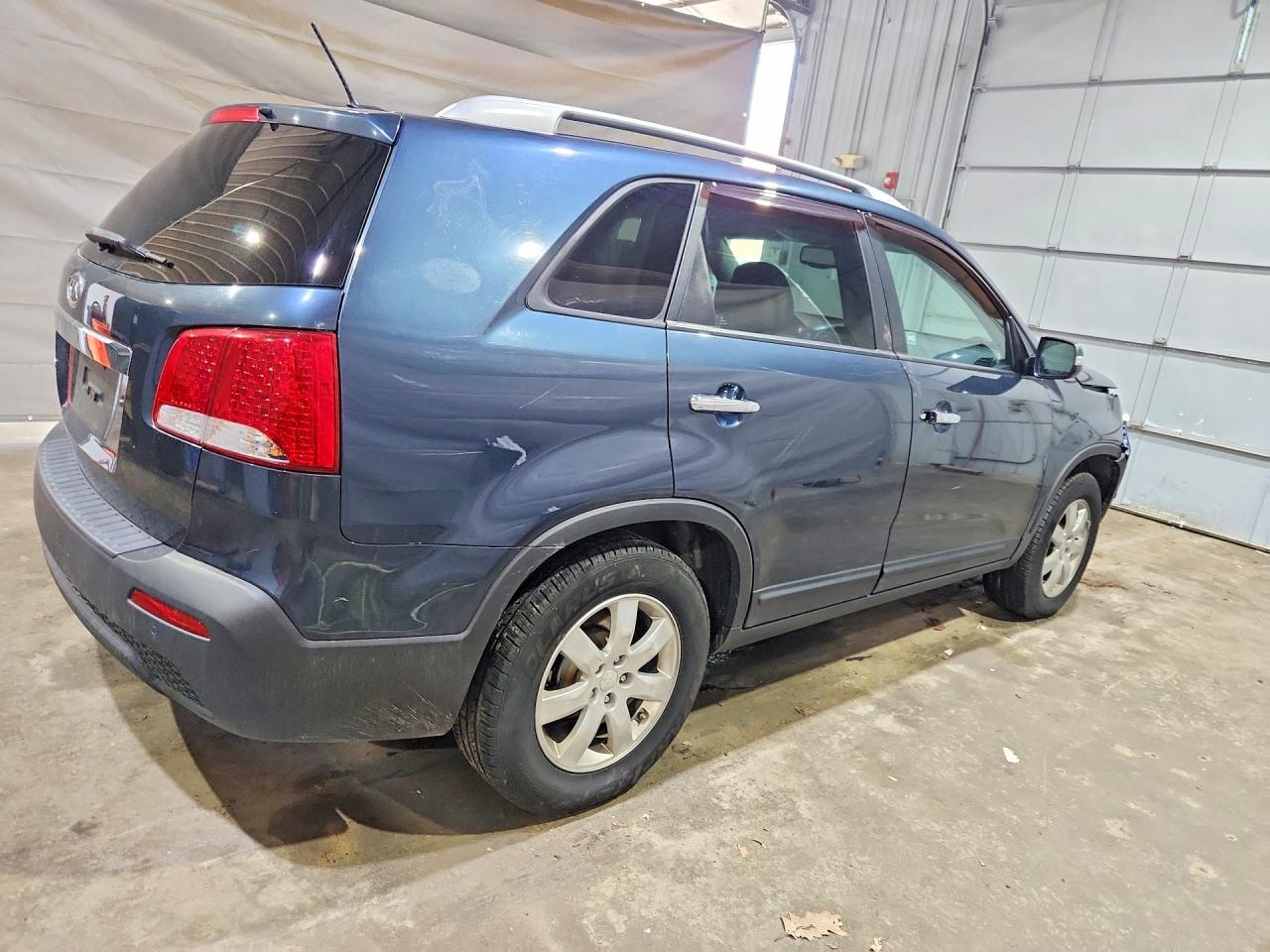 2012 KIA SORENTO LX photo 5