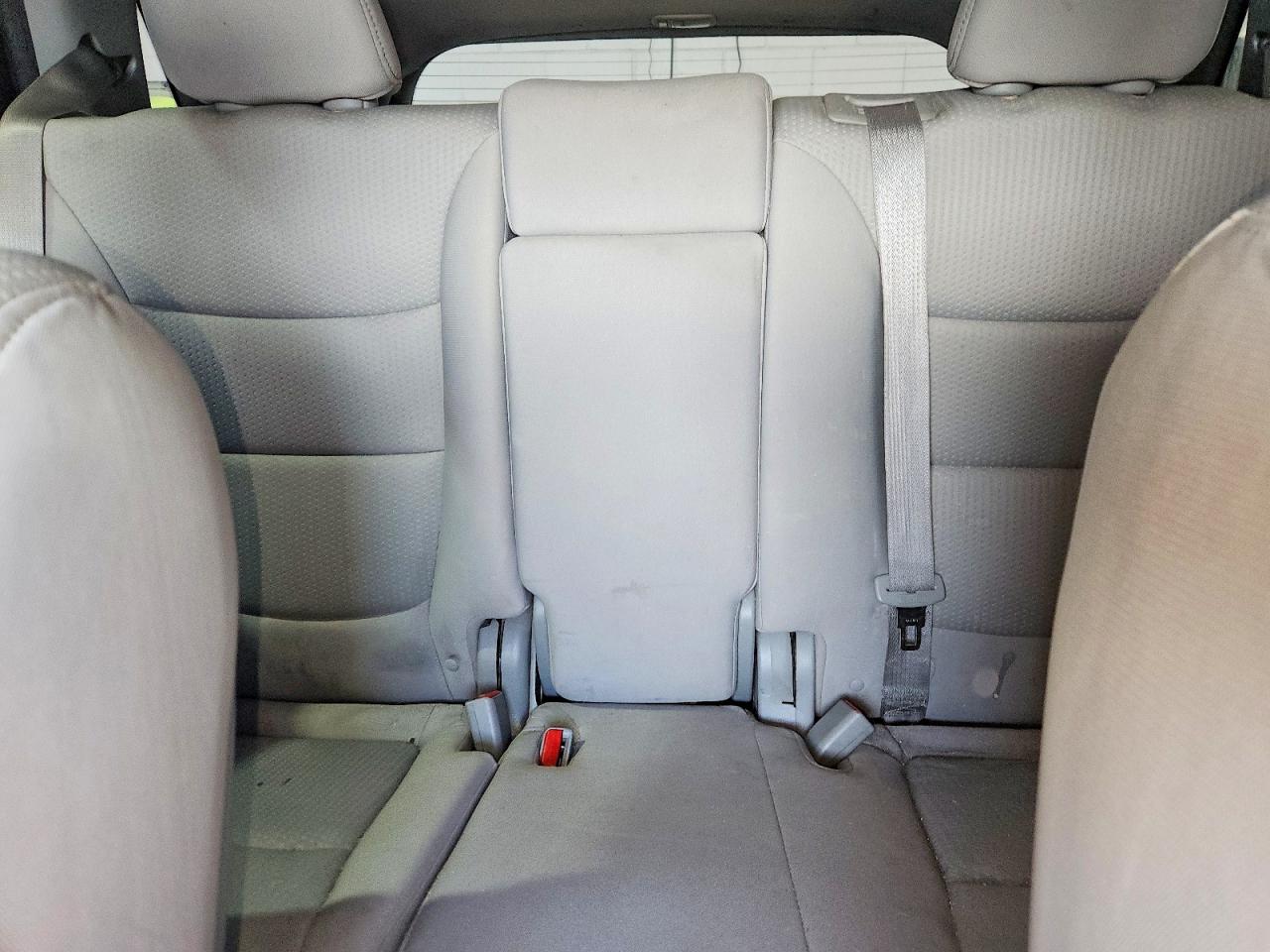 2012 KIA SORENTO LX photo 19