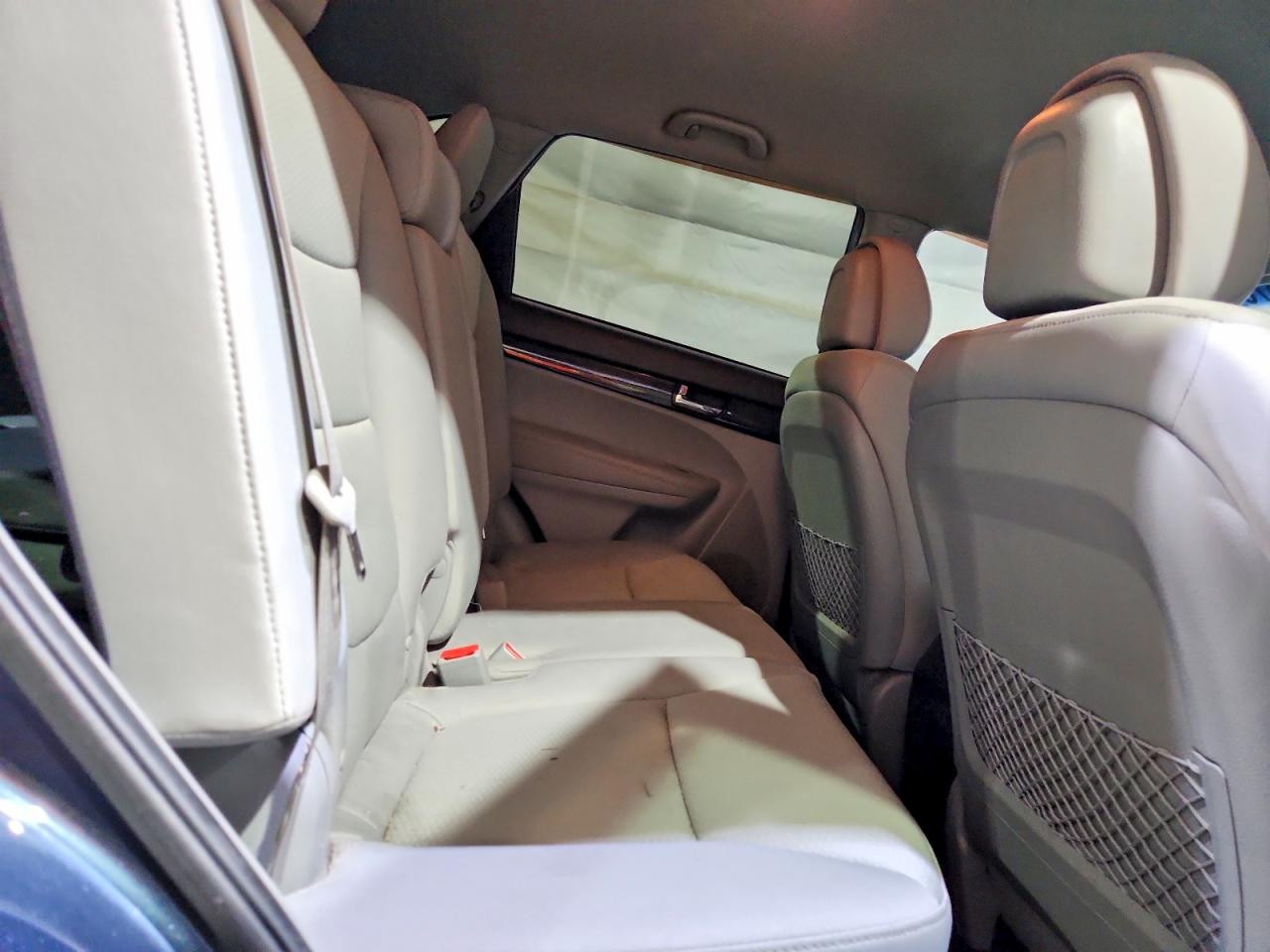 2012 KIA SORENTO LX photo 21