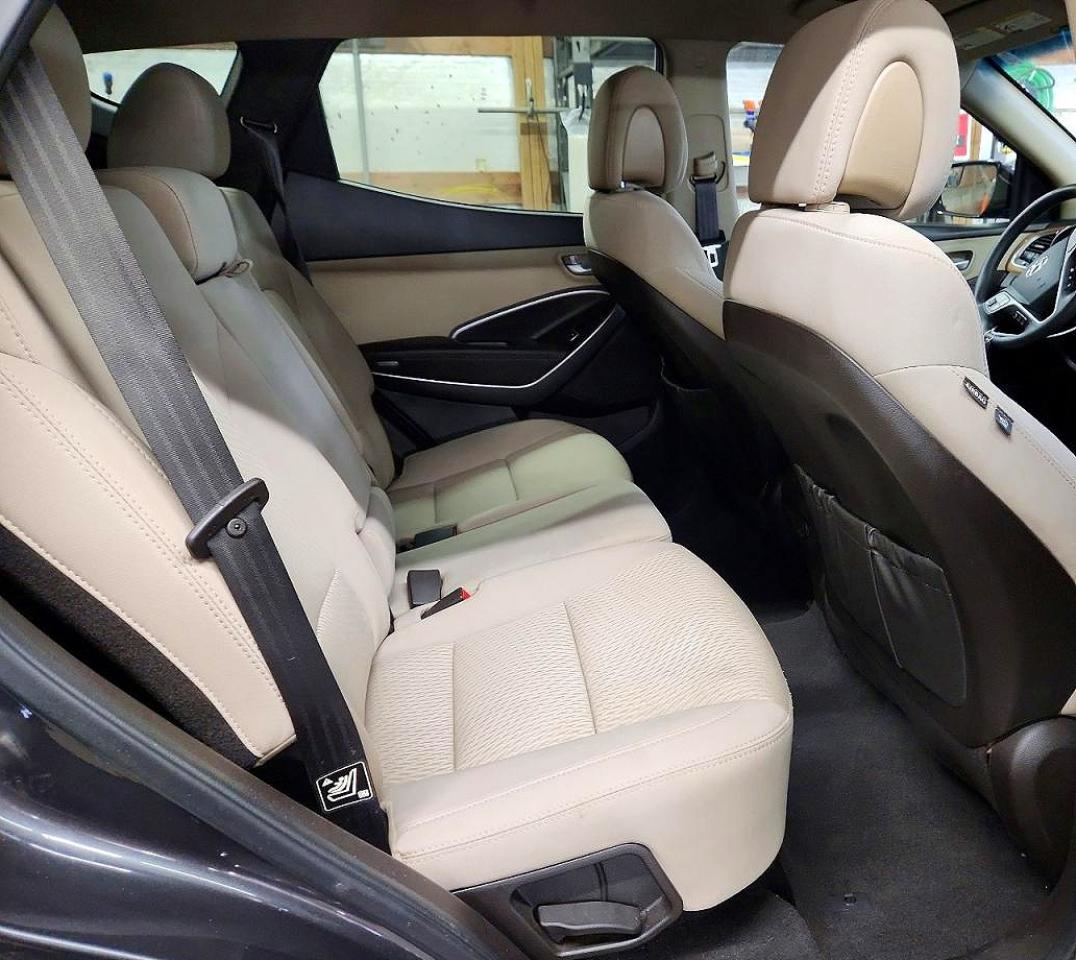 2016 HYUNDAI SANTA FE SPORT 2.4L photo 21