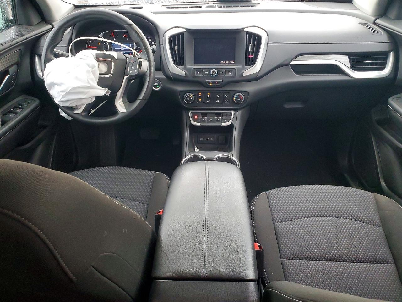2024 GMC TERRAIN SLE photo 15