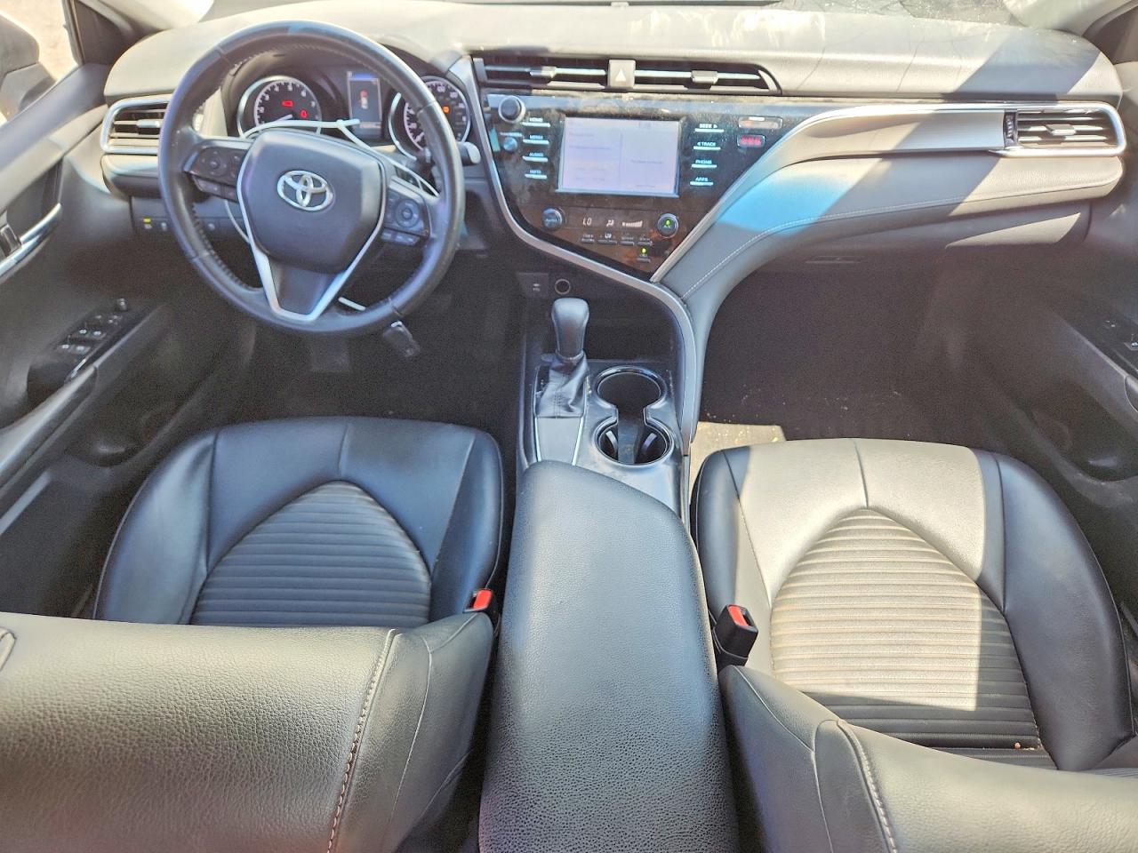 2018 TOYOTA CAMRY SE photo 22