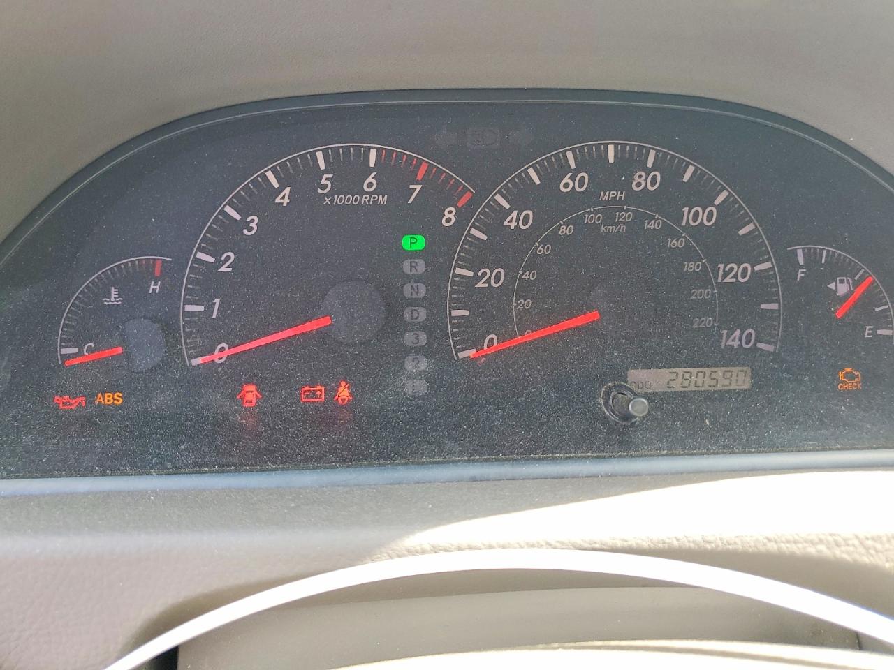 2005 TOYOTA CAMRY LE photo 9