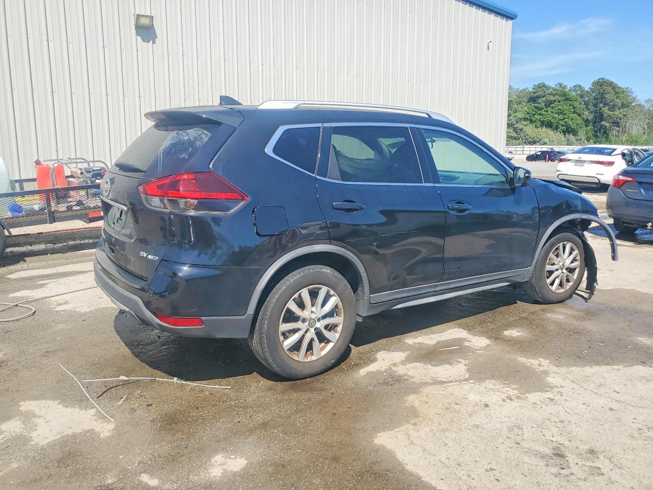 2018 NISSAN ROGUE SV photo 5