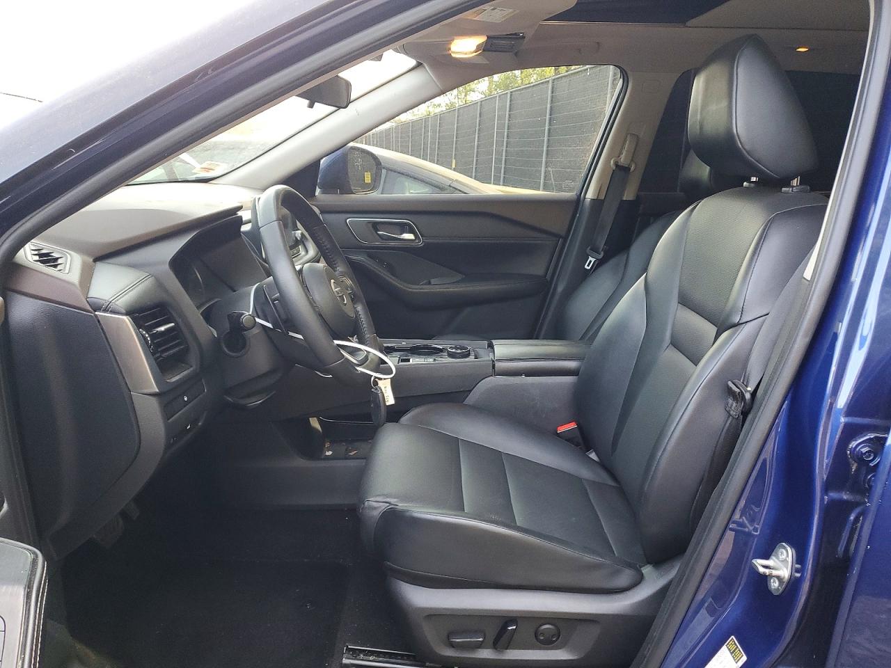 2021 NISSAN ROGUE SV photo 19