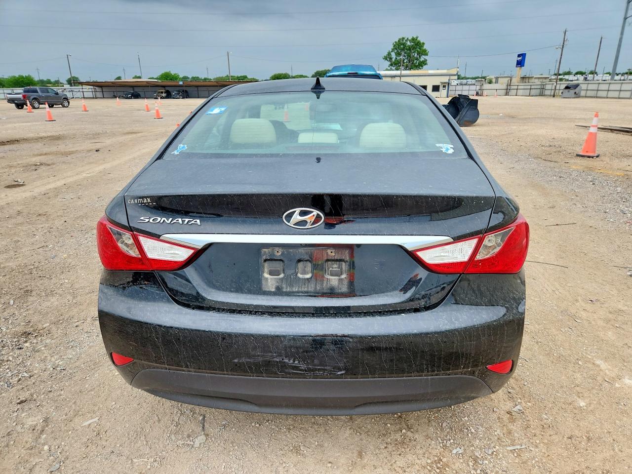 2014 HYUNDAI SONATA GLS photo 11