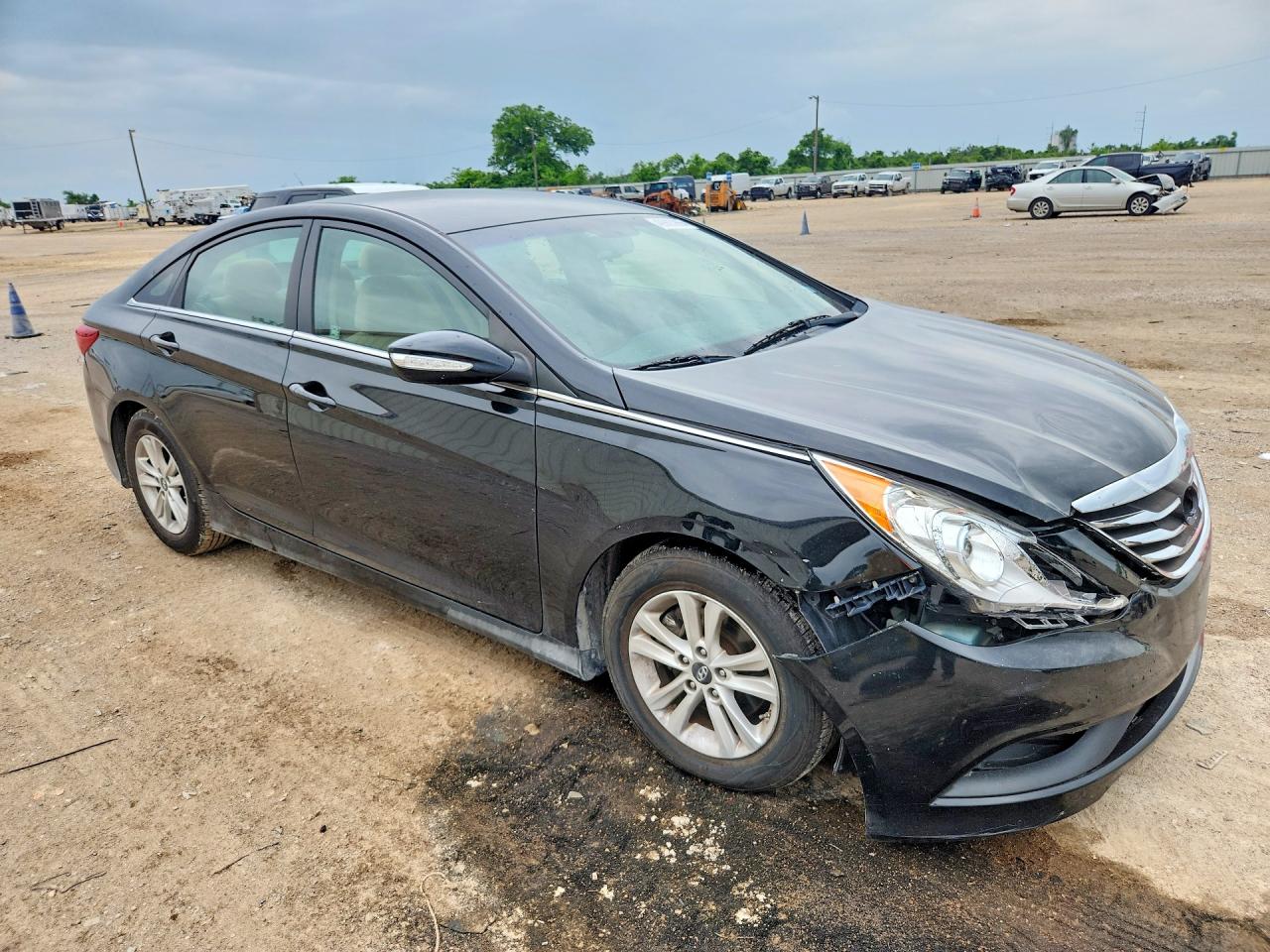 2014 HYUNDAI SONATA GLS photo 7
