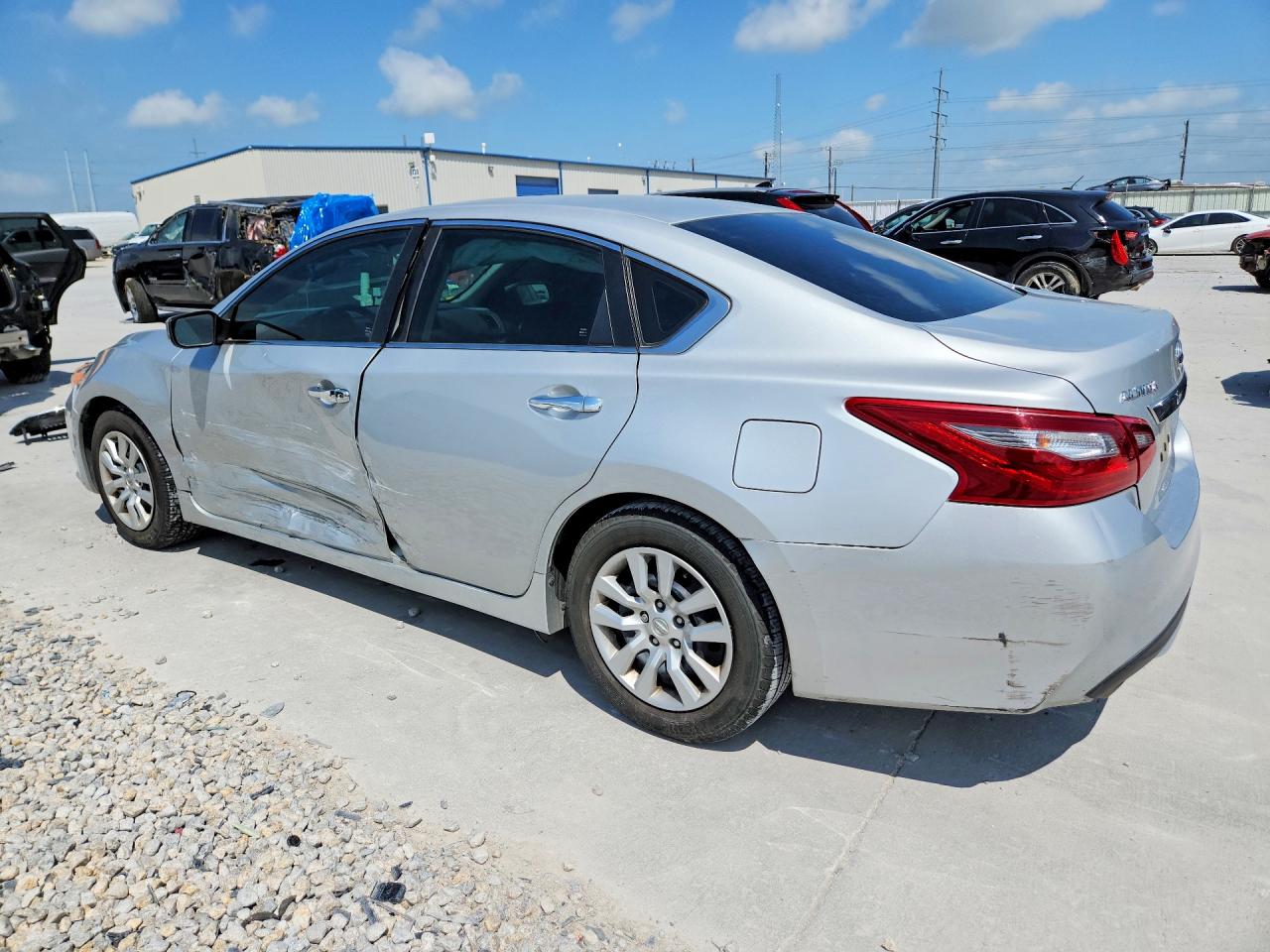 2018 NISSAN ALTIMA 2.5 S photo 2