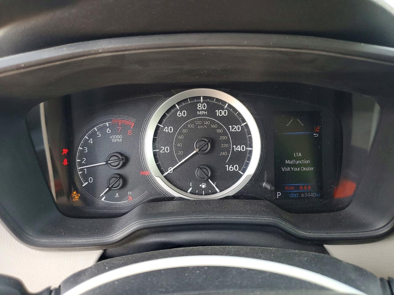 2021 TOYOTA COROLLA LE photo 17