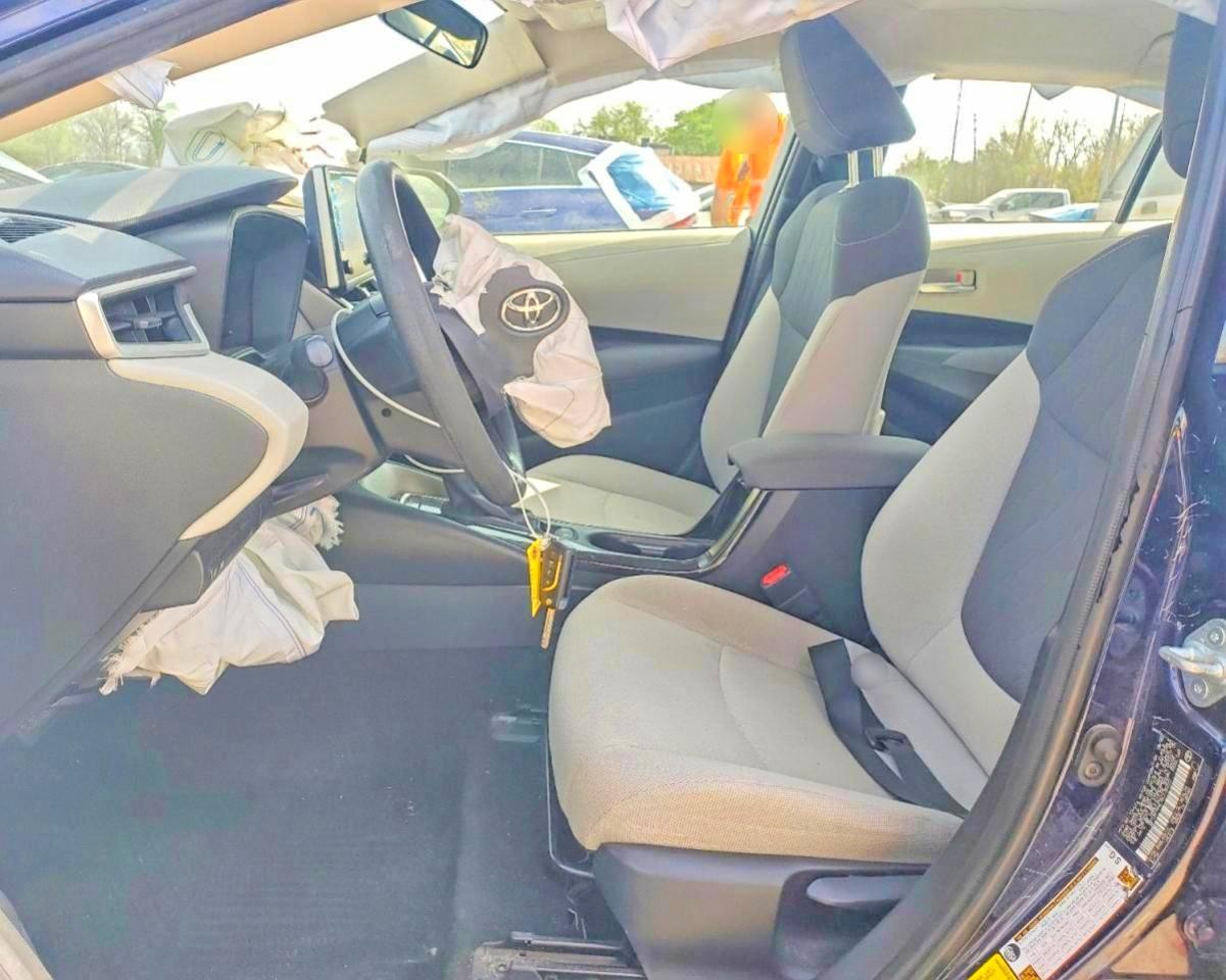 2021 TOYOTA COROLLA LE photo 13