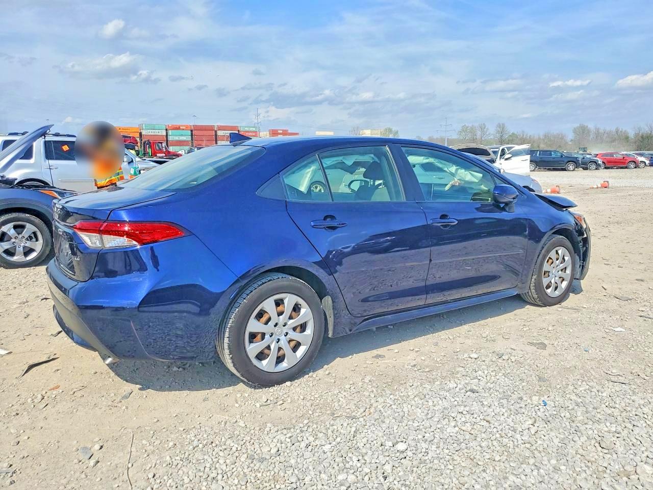 2021 TOYOTA COROLLA LE photo 5