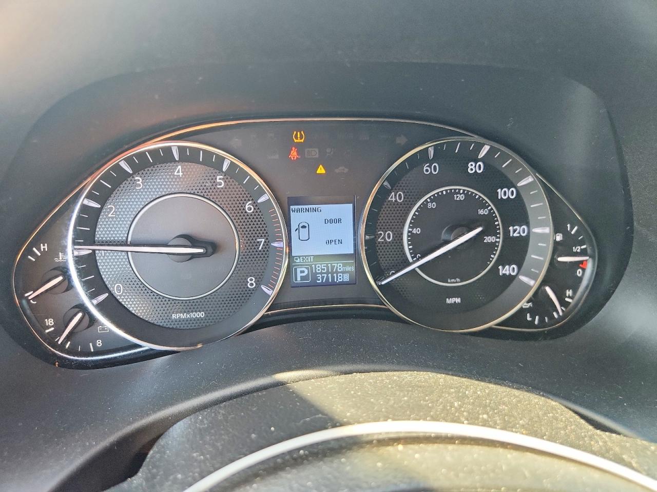 2019 NISSAN ARMADA SL photo 25