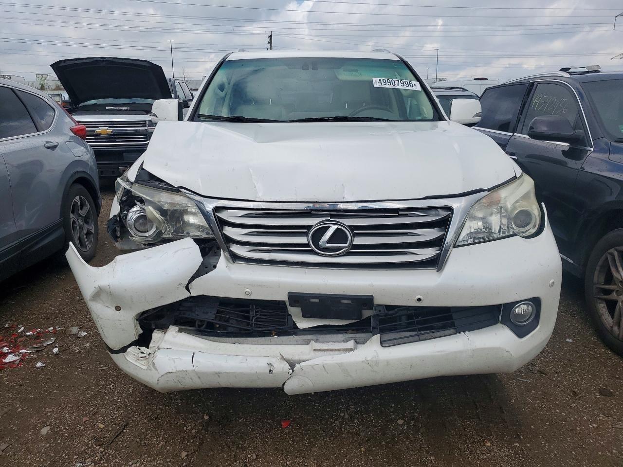 2011 LEXUS GX 460 photo 5