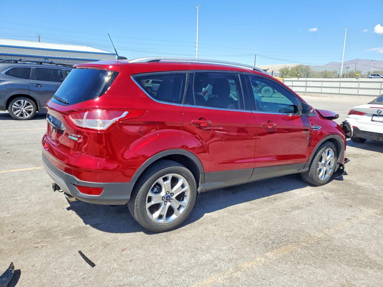 2016 FORD ESCAPE TITANIUM photo 5