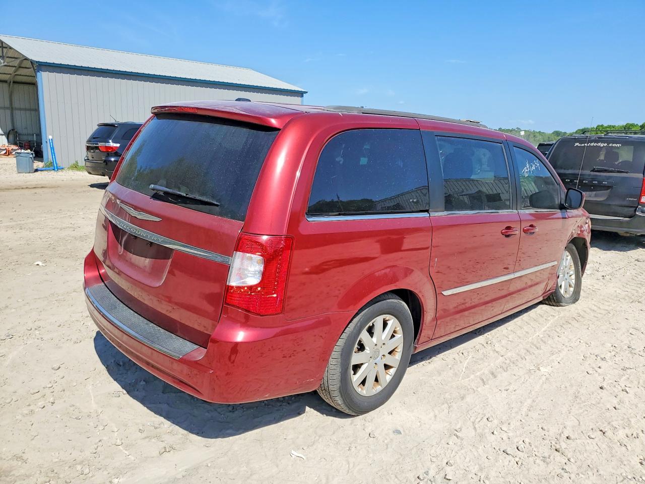 2015 CHRYSLER TOWN & COUNTRY TOURING photo 3