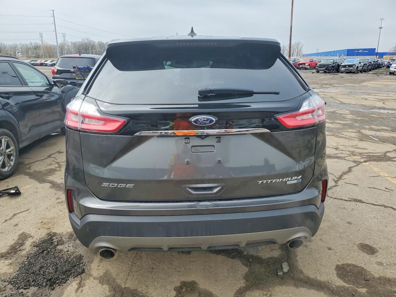 2019 FORD EDGE TITANIUM photo 16