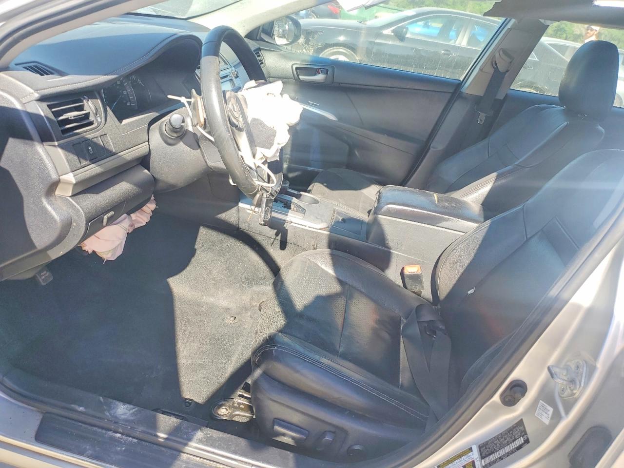 2012 TOYOTA CAMRY SE V6 photo 19