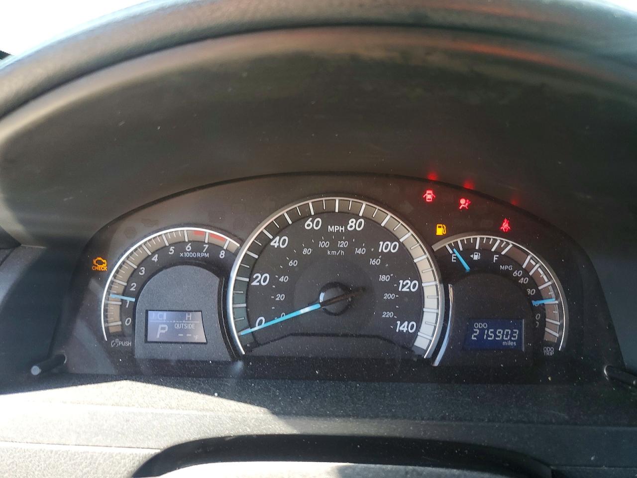 2012 TOYOTA CAMRY SE V6 photo 25