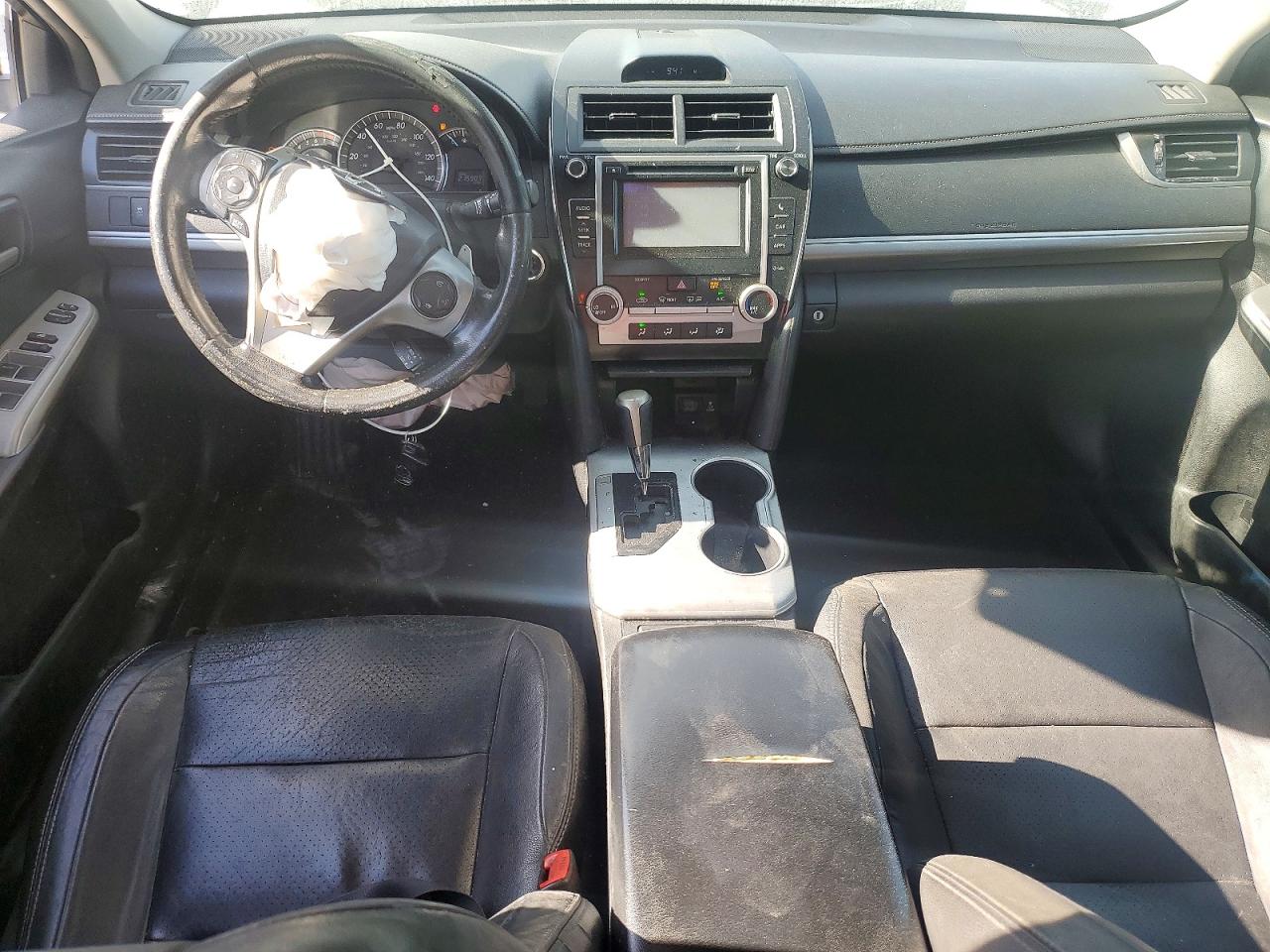 2012 TOYOTA CAMRY SE V6 photo 22