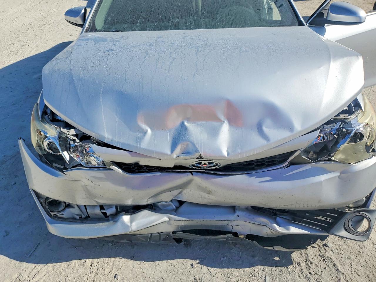 2012 TOYOTA CAMRY SE V6 photo 31