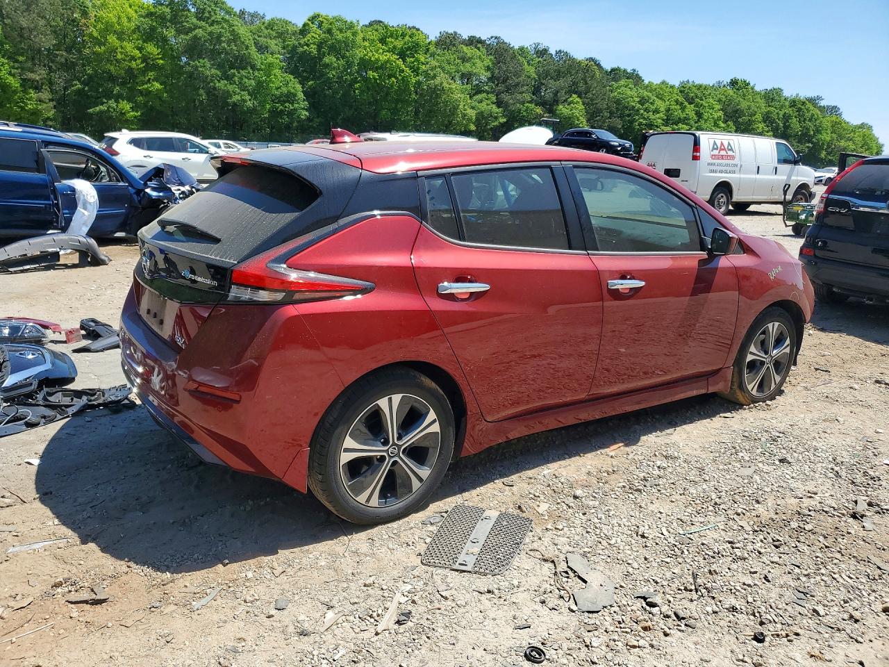 2022 NISSAN LEAF SV photo 7