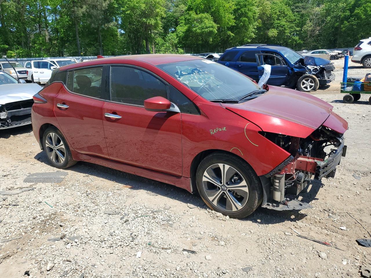 2022 NISSAN LEAF SV photo 10