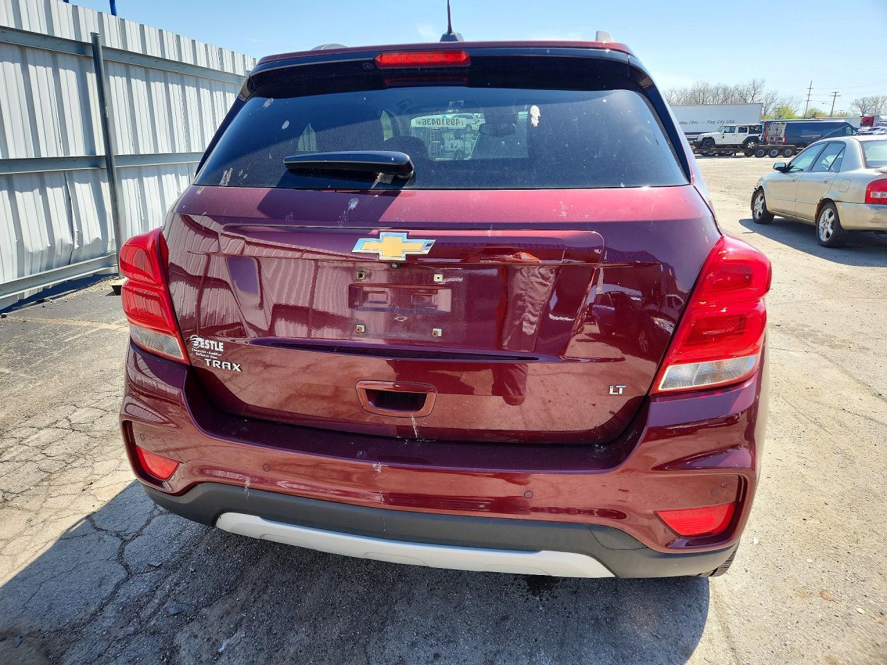 2017 CHEVROLET TRAX 1LT photo 11