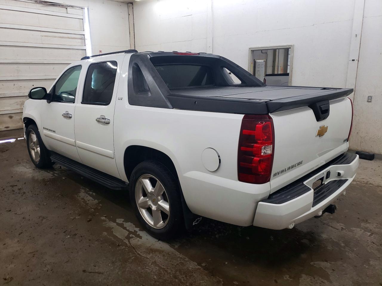 2008 CHEVROLET AVALANCHE K1500 photo 3