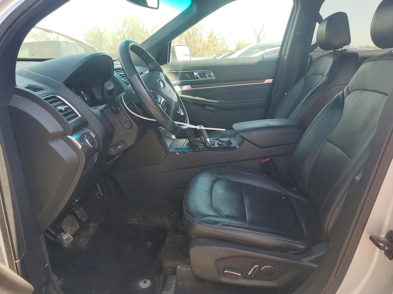 2017 FORD EXPLORER LIMITED photo 19