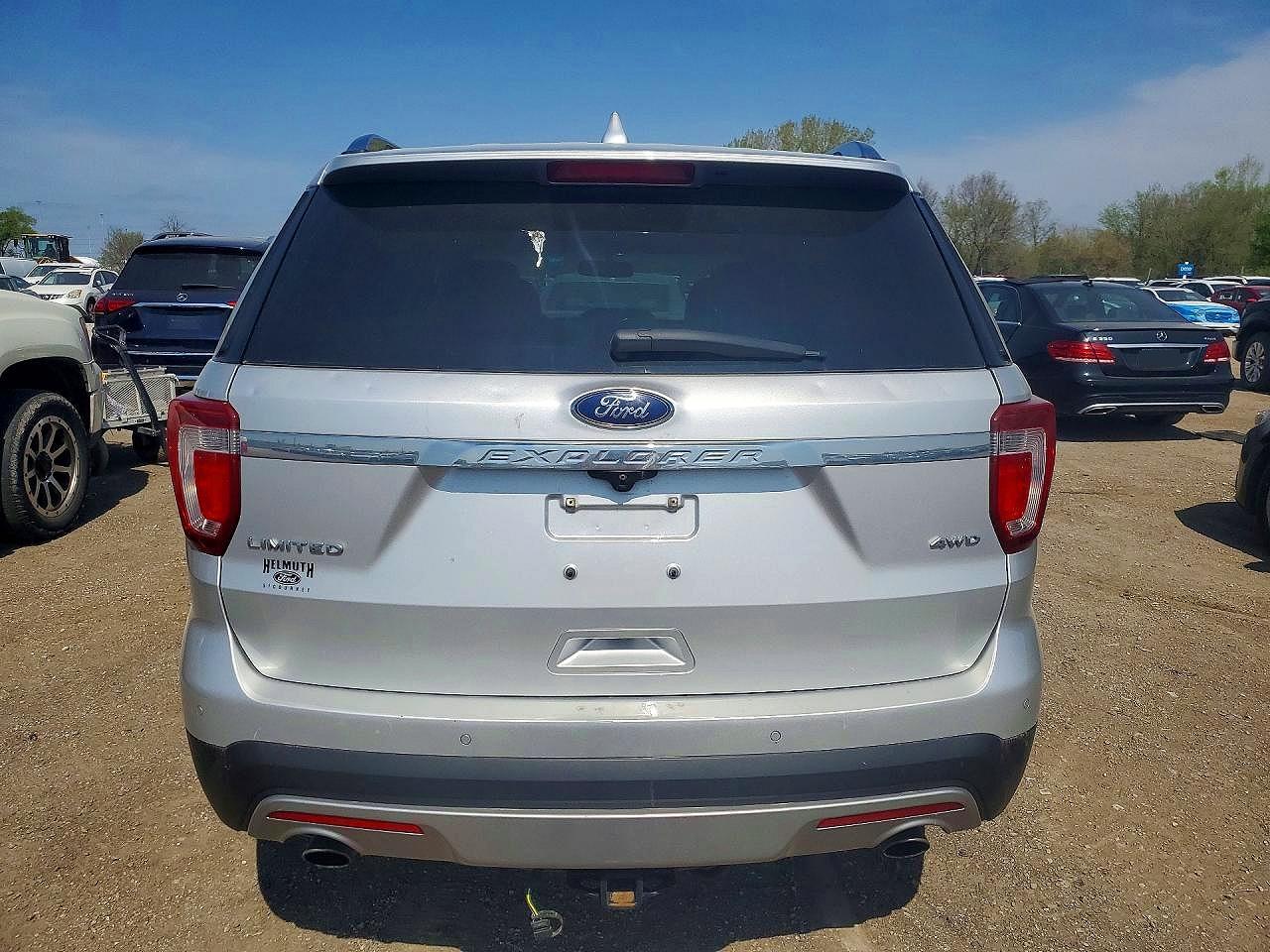 2017 FORD EXPLORER LIMITED photo 16