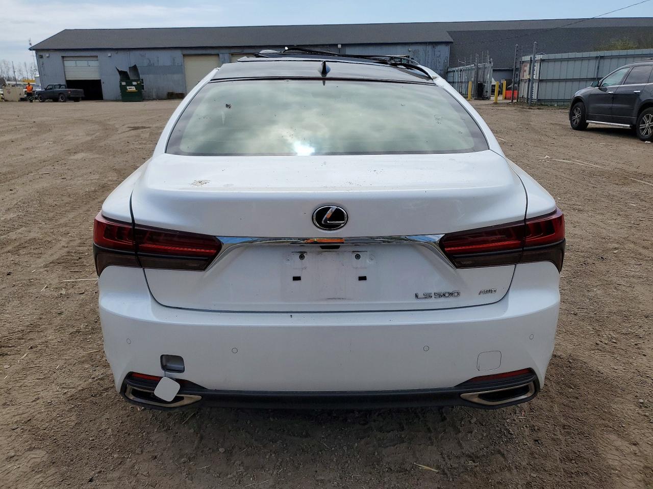 2022 LEXUS LS 500 photo 11