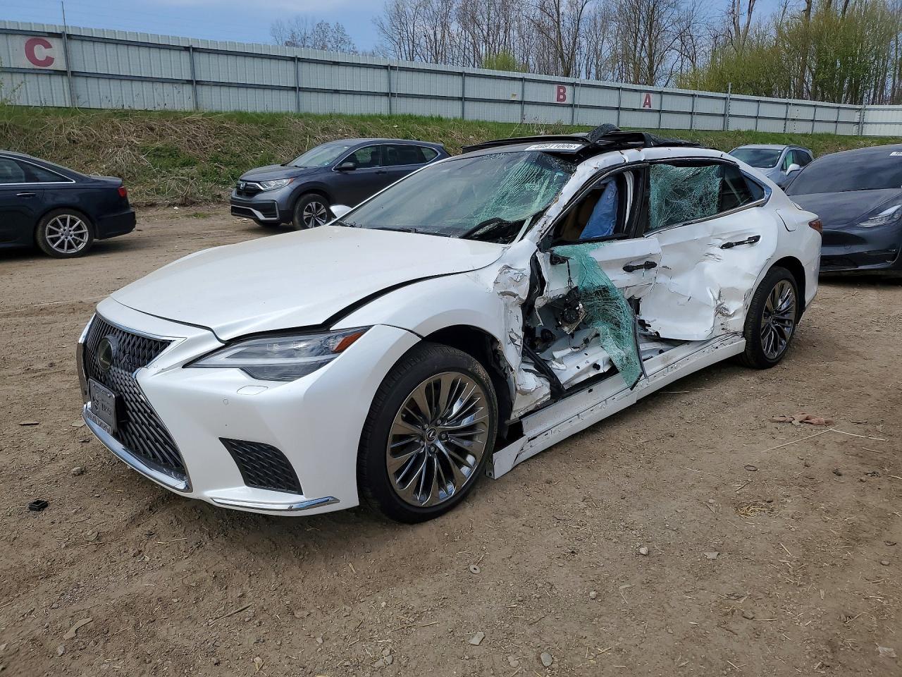 2022 LEXUS LS