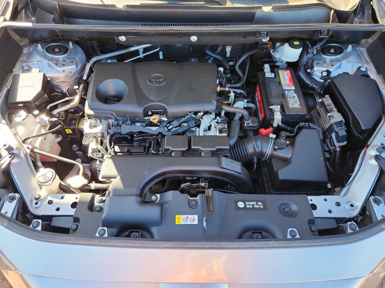 2021 TOYOTA RAV4 LE photo 34