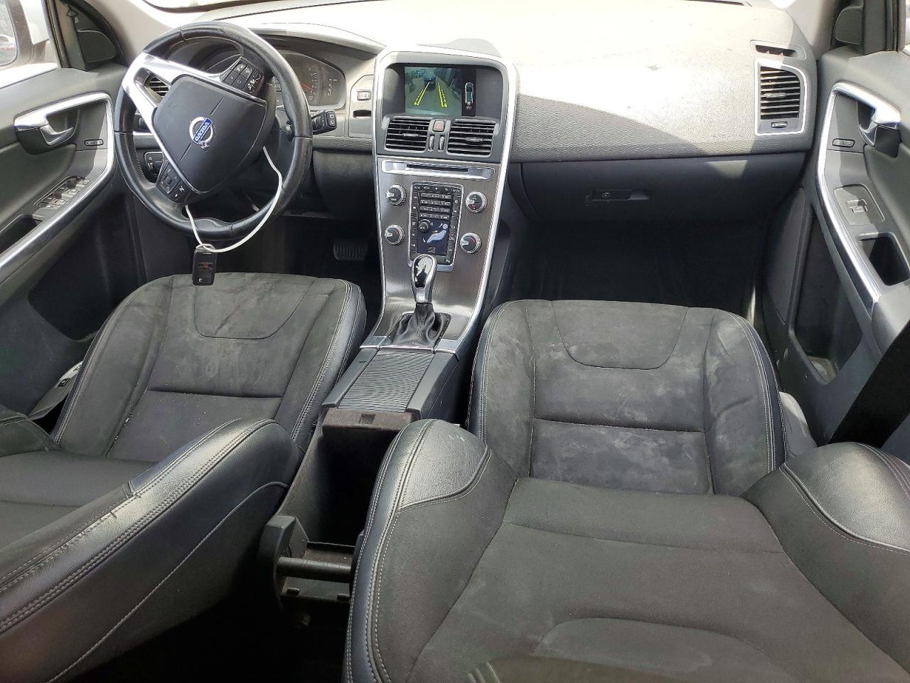 2016 VOLVO XC60 T5 photo 8