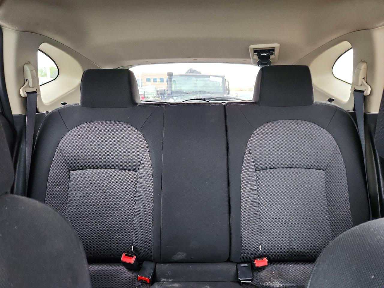 2011 NISSAN ROGUE S photo 19