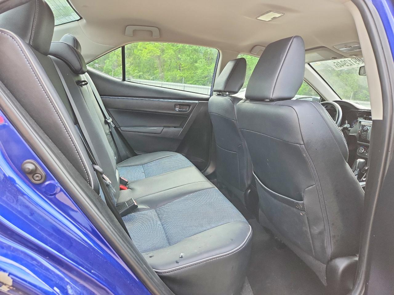 2015 TOYOTA COROLLA S photo 28