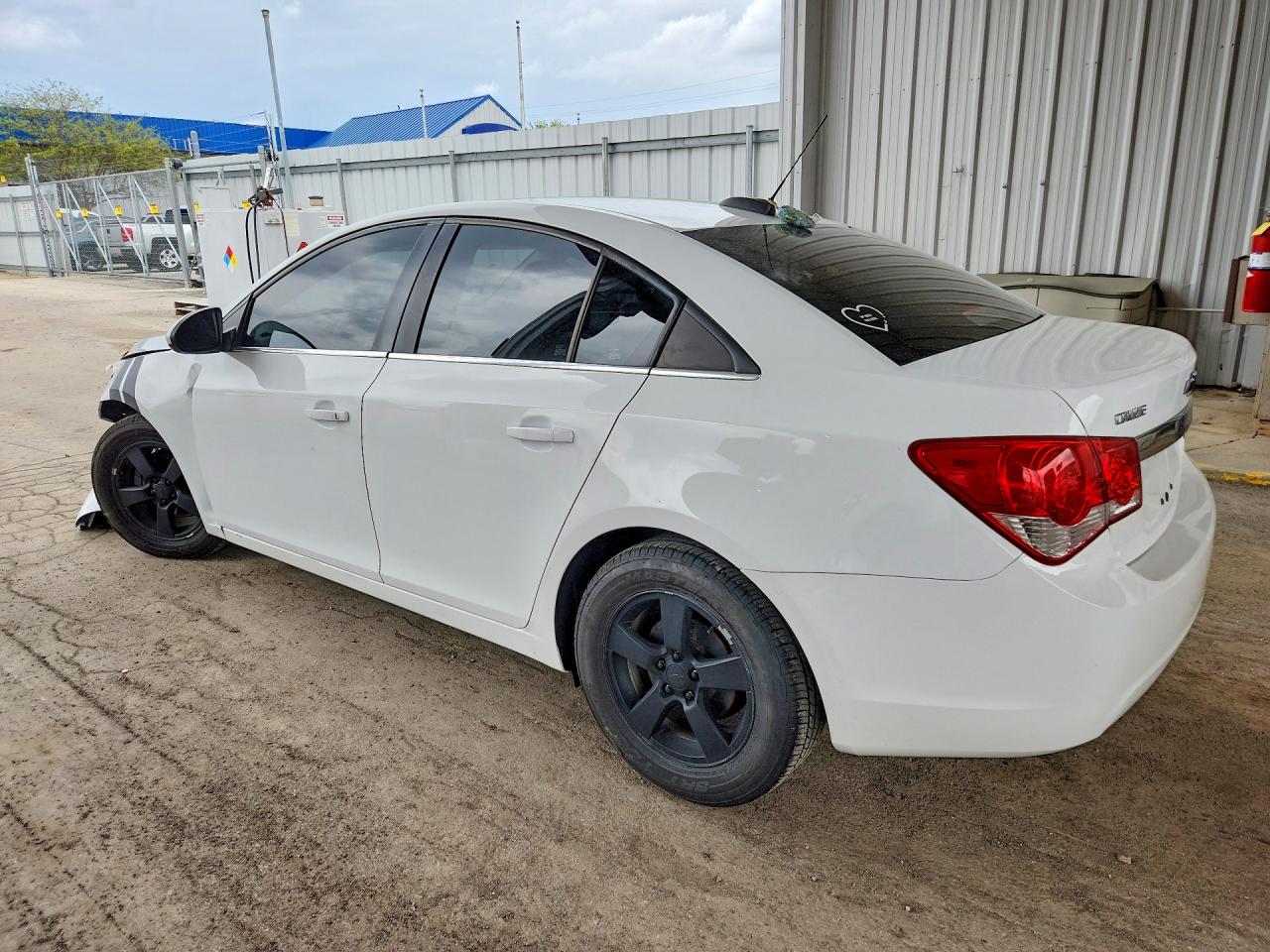 2015 CHEVROLET CRUZE LT photo 3