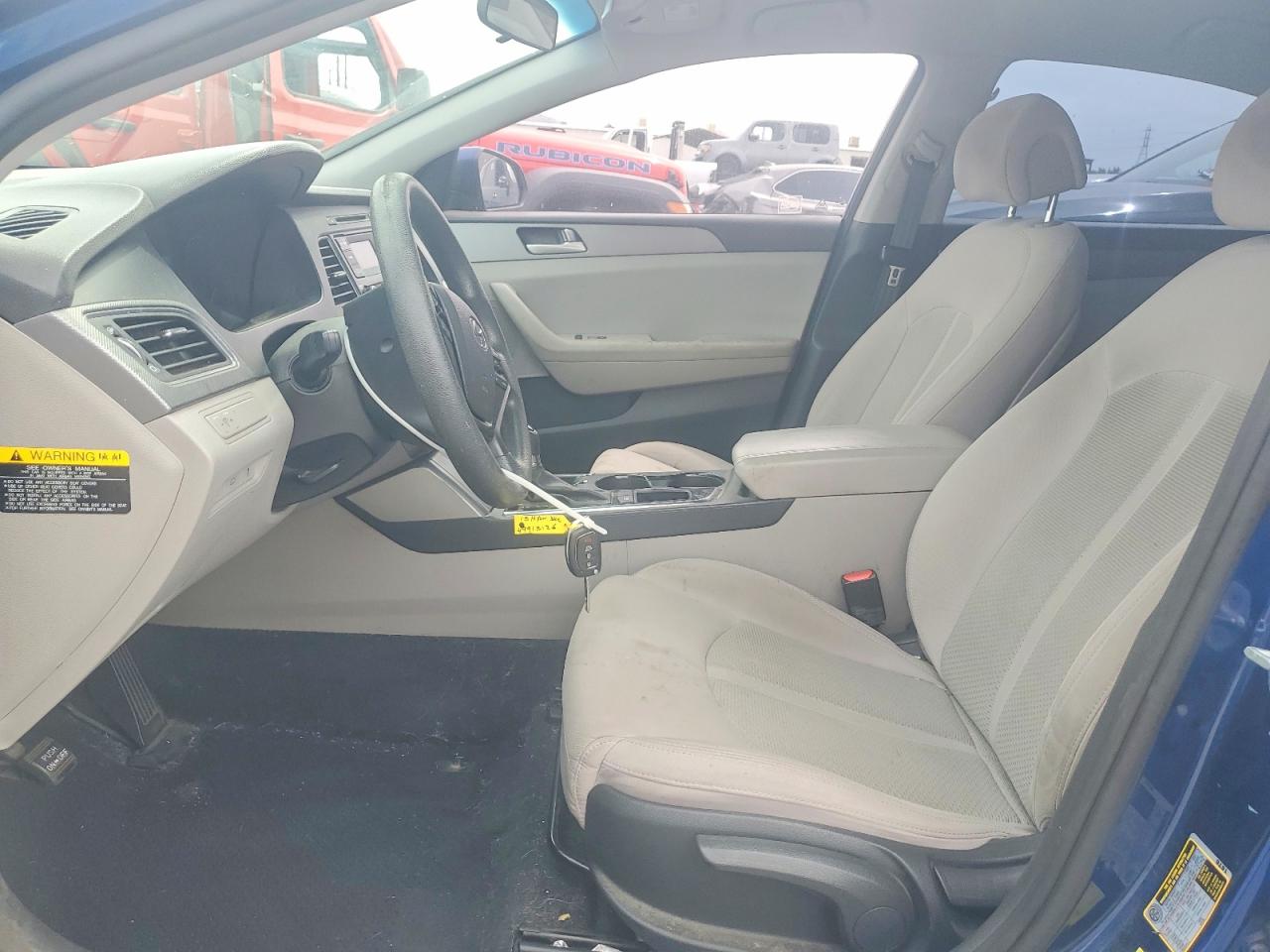 2015 HYUNDAI SONATA SE photo 7
