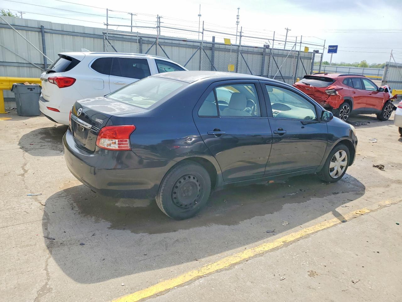 2007 TOYOTA YARIS BASE photo 7