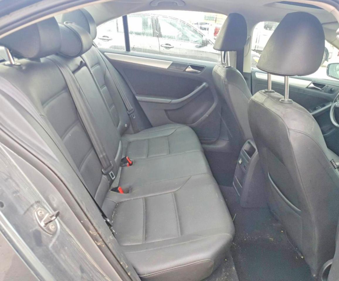 2011 VOLKSWAGEN JETTA TDI photo 19