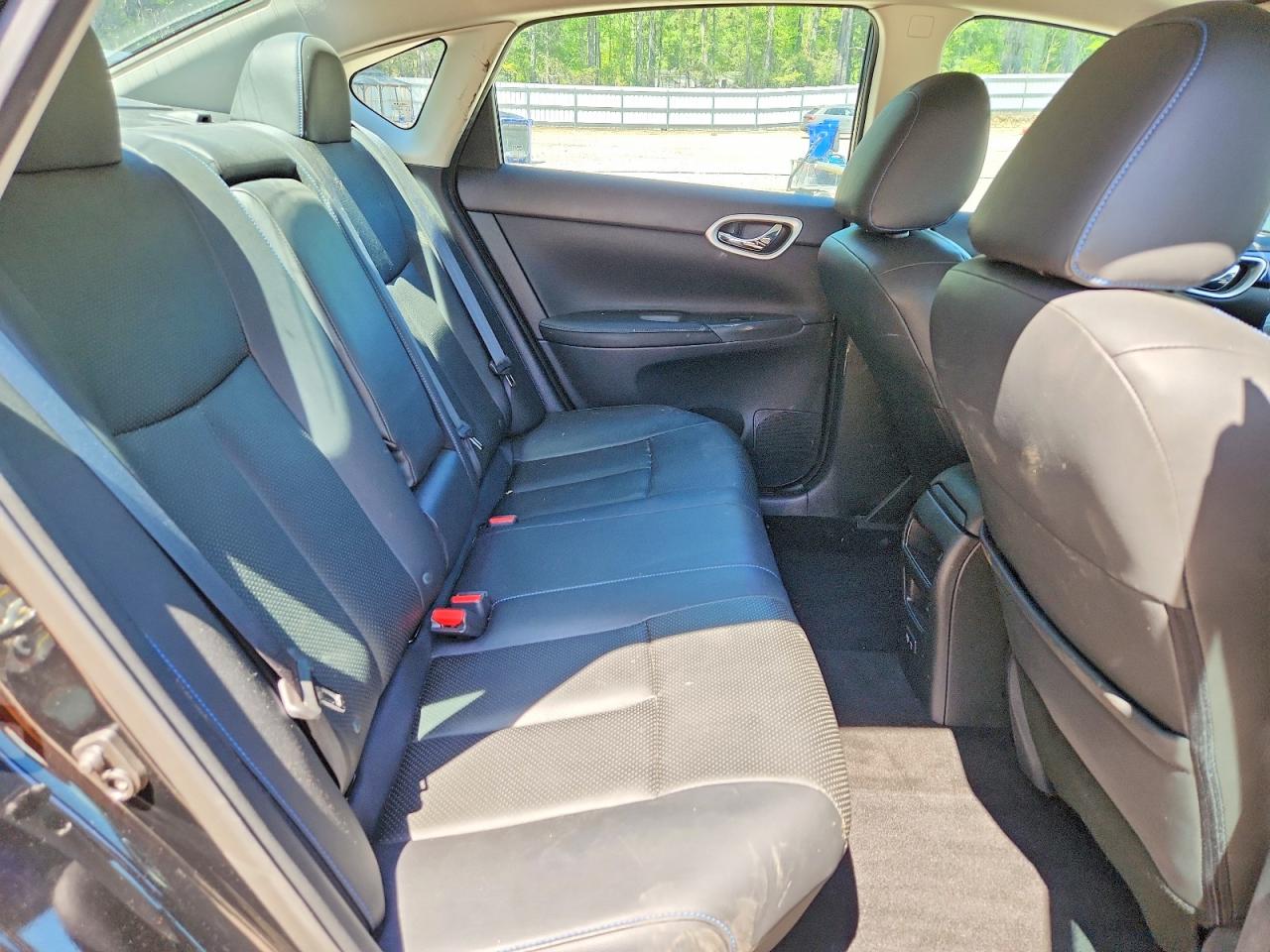 2019 NISSAN SENTRA SR photo 10