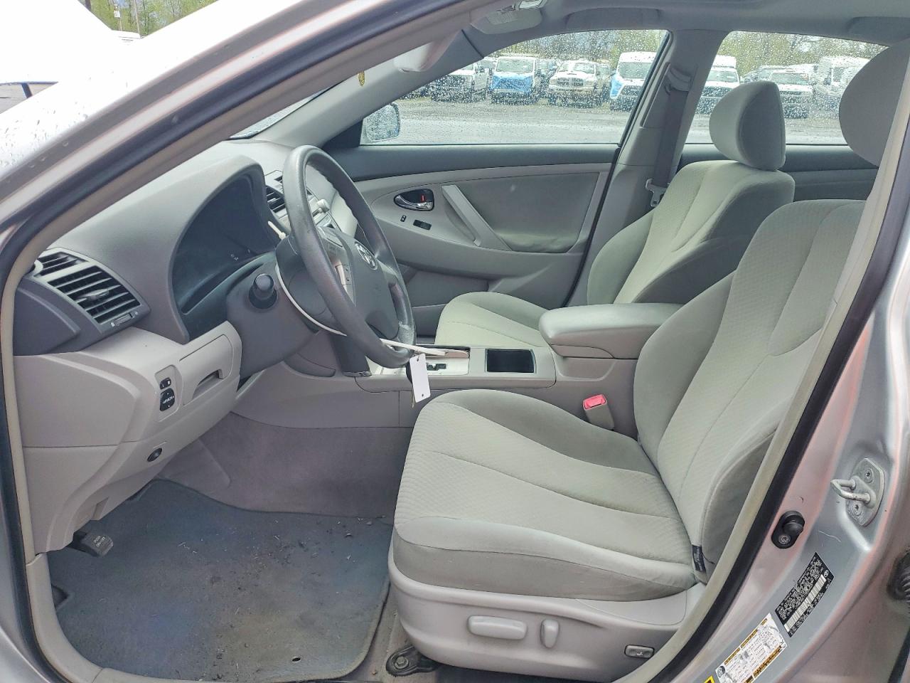 2007 TOYOTA CAMRY LE photo 19