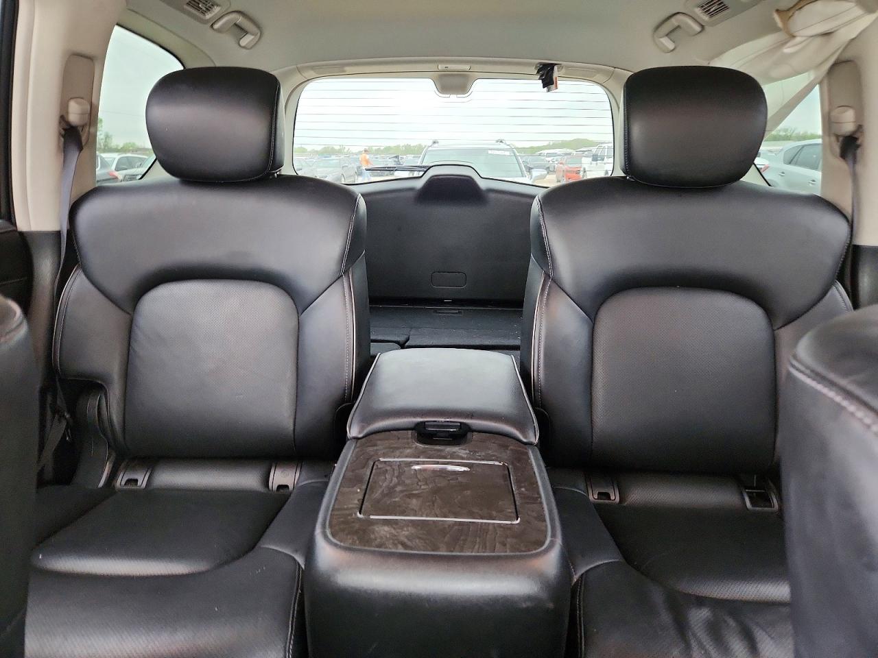 2020 INFINITI QX80 LUXE photo 10
