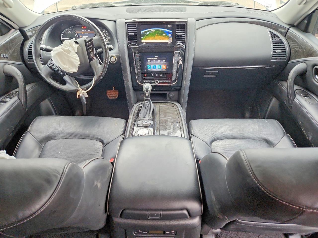 2020 INFINITI QX80 LUXE photo 8